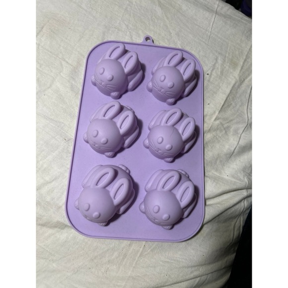 Floral Silicone Easter Rabbit & flower molds, Spring Bakeware ,Craft,Resin .New - Picture 2 of 4